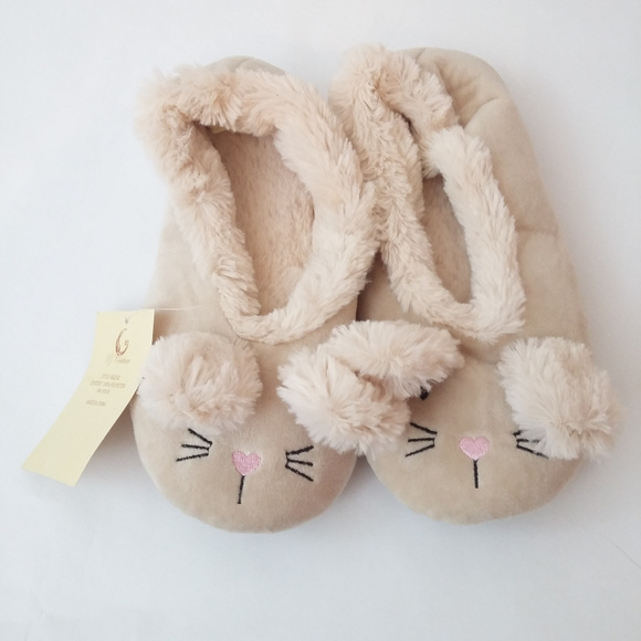 PJ Couture Shoes - Pj Couture Large 9-10 Cream Bunny Sherpa Slippers